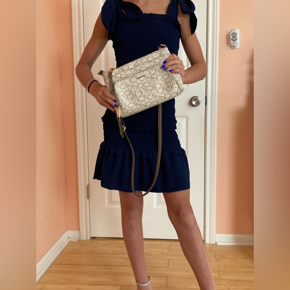 Calvin Klein Lily Signature Bag
